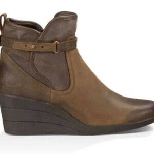 UGG Women's Size 8 Emalie Waterproof Wedge Leather Ankle Booties Brown 1008017